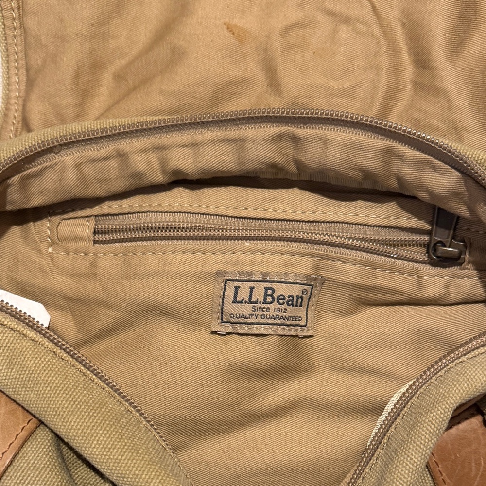 L.L. Bean Men's Tan/Army Green bag